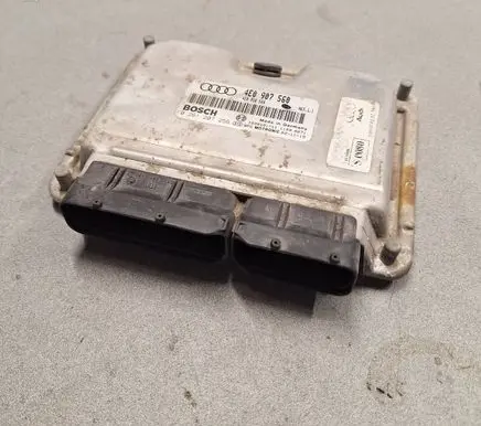 Audi A8 S8 D3 4E Engine control unit/module 4E0907560 0261207256 4E0910560