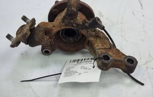 Toyota Avensis T250 Front wheel hub spindle knuckle