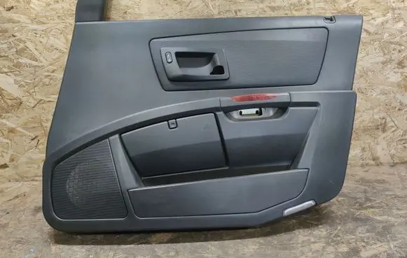 Cadillac SRX Front door card panel trim 25773162 1GA0206310