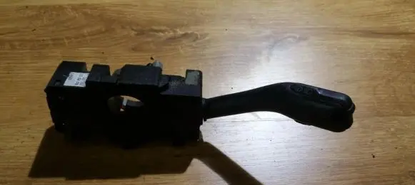 Volkswagen PASSAT B5 Wiper control stalk 8l0953513 202705