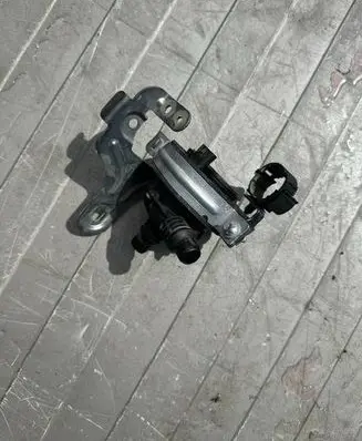 Mercedes-Benz C W206 Electric auxiliary coolant/water pump A0005007600