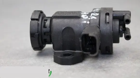Citroen C5 Turbo solenoid valve 9635704380