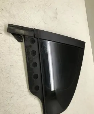 Rear vent window glass