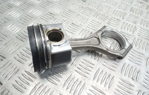 Subaru Forester SH Piston 