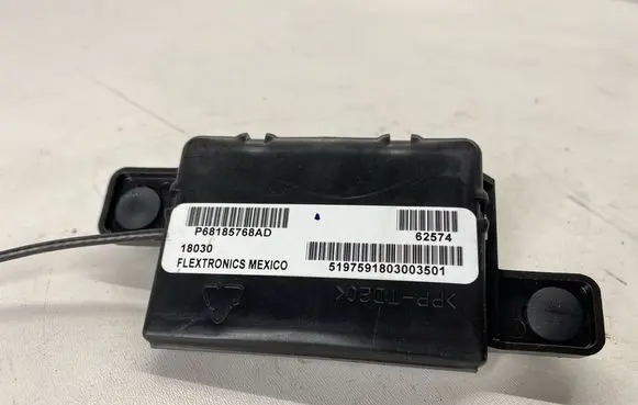 Jeep Grand Cherokee Keyless (KESSY) go control unit/module 68185768AD P68185768AD 62574