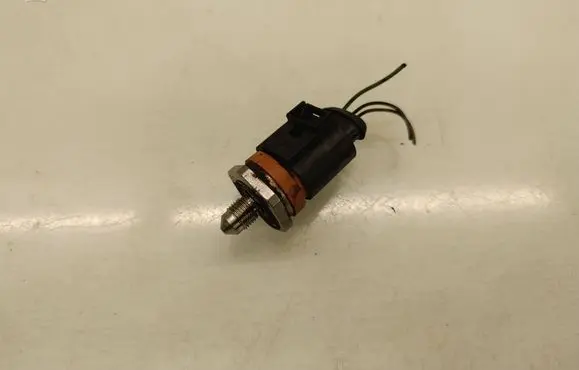 Audi A6 S6 C7 4G Fuel pressure sensor 4D0971993