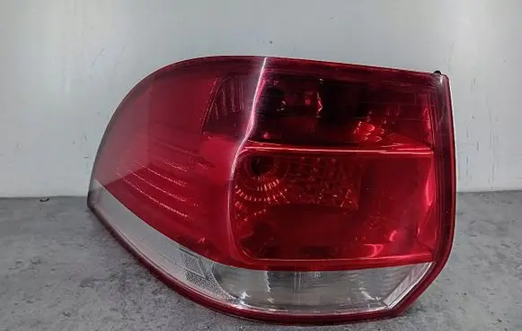 Volkswagen Golf V Rear/tail lights