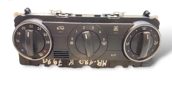 Mercedes-Benz A W169 Climate control unit A1698301785 69780012 E0710129NB