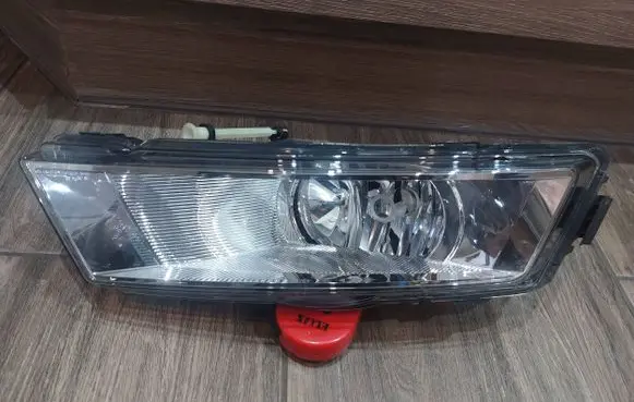 Skoda Octavia Mk3 (5E) Front fog light 71901