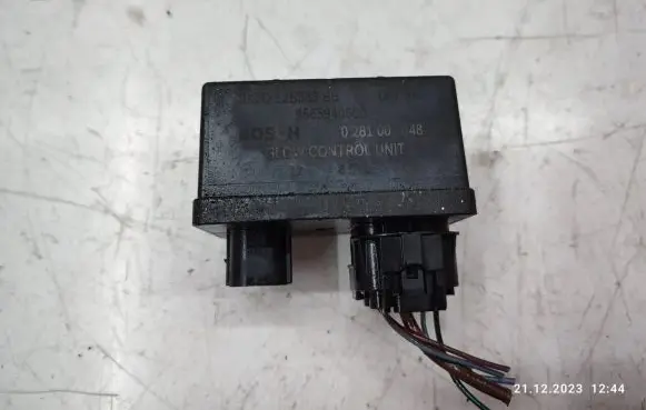 Jaguar XF X250 Glow plug pre-heat relay 9X2Q12B533BB