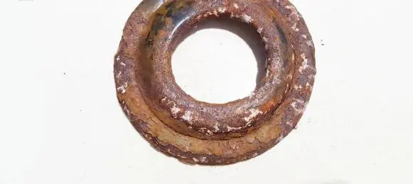 Ford Focus Coil spring mount 