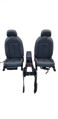 Audi Q3 F3 Seat set 
