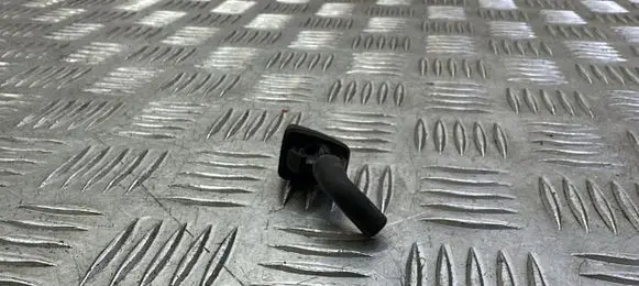 Mazda CX-5 Windshield washer spray nozzle 