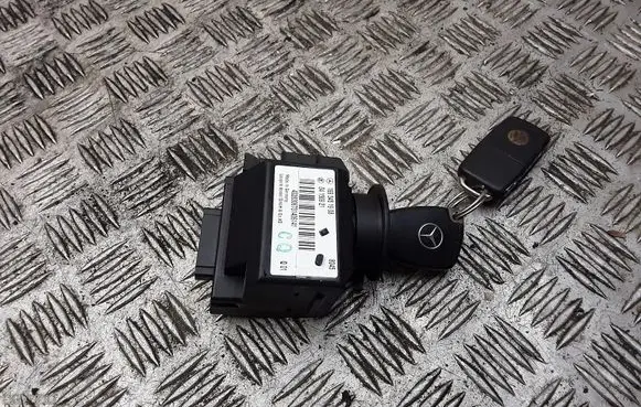 Mercedes-Benz B W245 Ignition lock 1695451908 04156921