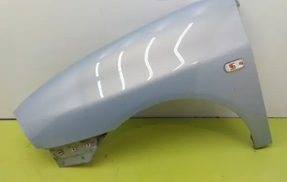 Seat Cordoba (6L) Fender LS5T