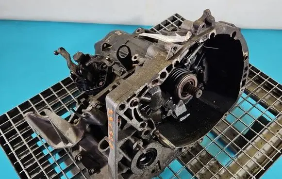 Renault Megane II Manual 5 speed gearbox JH3105 IMPRK1546153