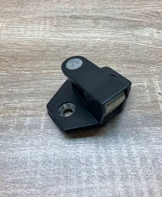 BMW 5 E39 Rear door lock loop/hook striker 8176350