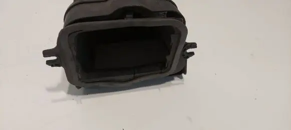Renault Trafic III (X82) Intercooler air guide/duct channel 687781491R