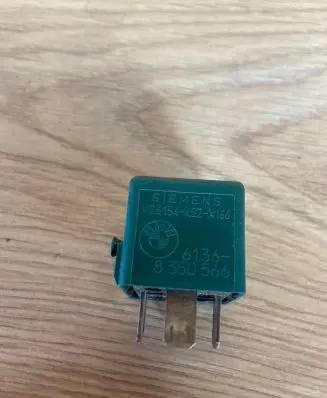 BMW 7 E32 Other relay 8350566 6136 V23134K52X166