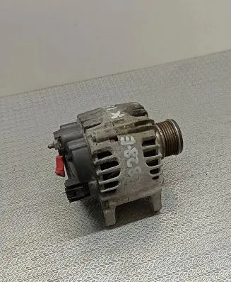 Renault Kangoo II Generator/alternator 231004554R 2612716A 213025061