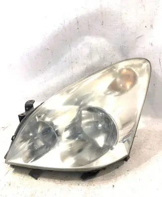 Toyota Corolla Verso AR10 Headlight/headlamp