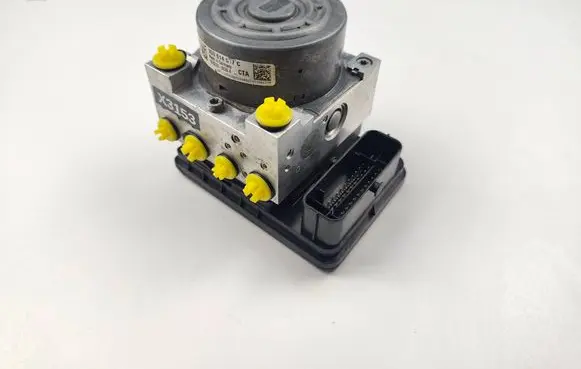 Skoda Octavia Mk3 (5E) ABS Pump 3Q0614517C 3Q0907379C 10091543913