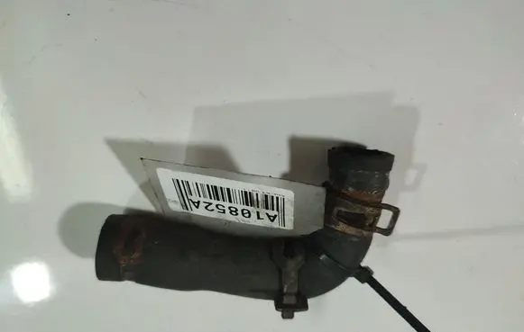 Nissan Note (E11) Engine coolant pipe/hose