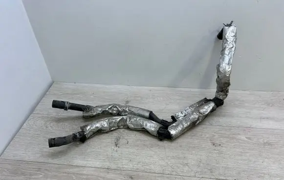 Porsche Panamera (970) Engine coolant pipe/hose 97057269301 97057269501