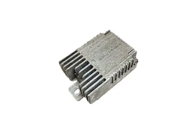 Mercedes-Benz E W210 Coolant fan relay A0235456832
