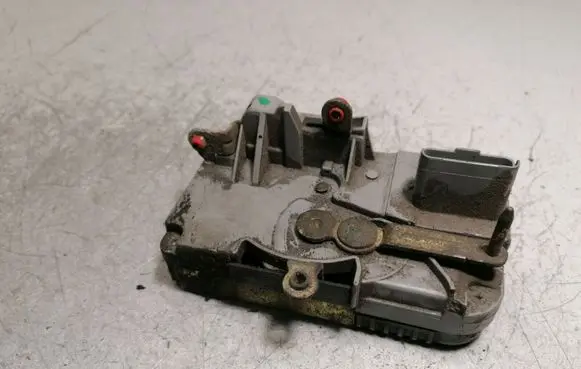 Peugeot 806 Front door lock