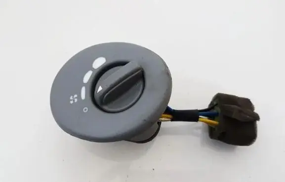 KIA Carnival Interior fan control switch 