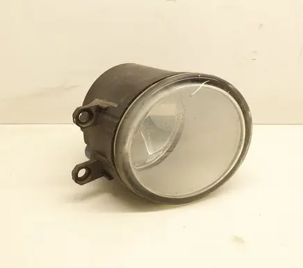 Toyota RAV 4 (XA30) Front fog light 812100D0041