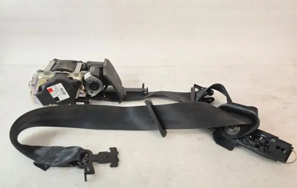 Volvo XC90 Front seatbelt 31675232