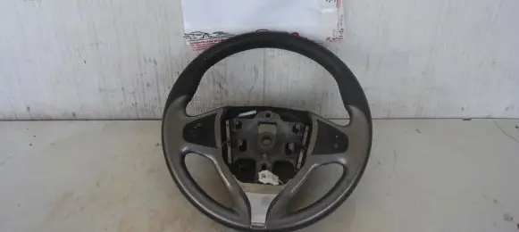Renault Clio IV Steering wheel