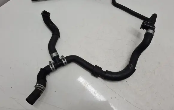 Lexus RX 450H Engine coolant pipe/hose