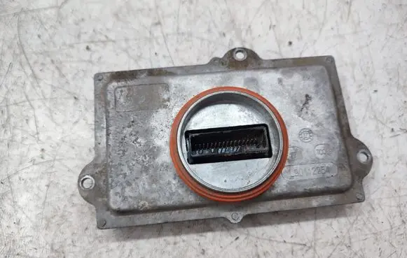 Volvo S90, V90 Light module LCM 31446805