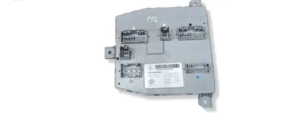 Mercedes-Benz C W205 SAM control unit A2059013904