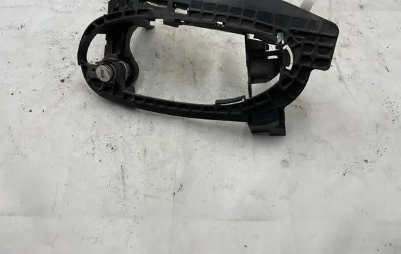 BMW 7 E65 E66 Front door coupe exterior handle/bracket 7191575