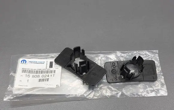 Opel Mokka B Rear parking sensor holder (PDC) 168080241T 9835163880 9835163980