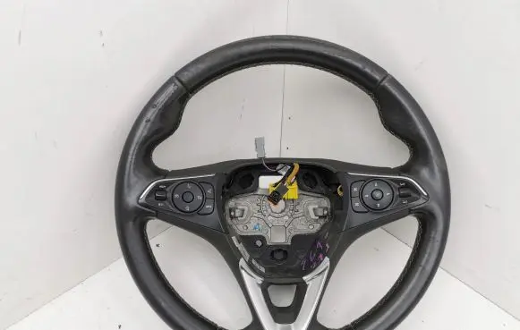 Opel Insignia B Steering wheel 39096090