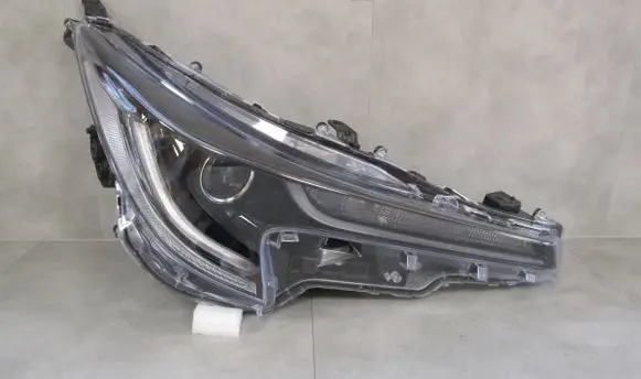 Toyota Corolla E210 E21 Headlight/headlamp 8111002S70