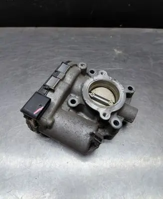 Renault Megane IV Throttle valve 161203209R A2821410200 0280750654