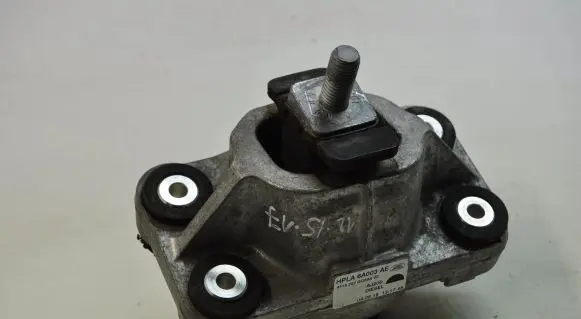 Land Rover Discovery 5 Engine mount bracket HPLA6A003AE