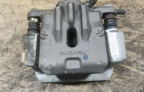 Subaru XV I Rear brake caliper