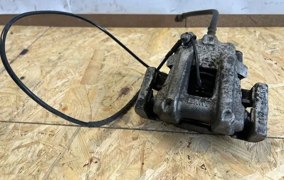 BMW 1 F20 F21 Rear brake caliper 34216850852 6850852