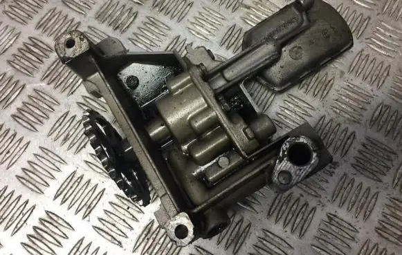 Peugeot 307 Oil pump 9626261520 9431291021