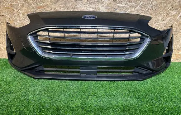 Ford Focus Front bumper JX7B-17A989-A