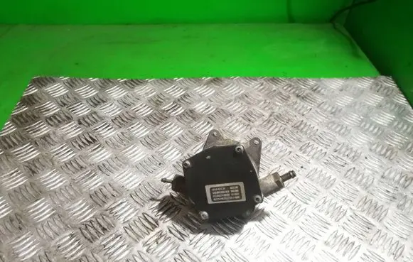 Opel Antara Vacuum pump 96879426