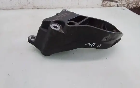 Mercedes-Benz B W245 Engine mounting bracket A1692410601 AC46000