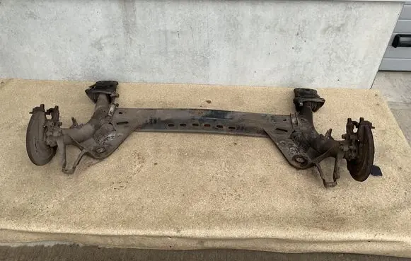 Volkswagen Golf VII Rear axle beam 5Q0501049BA